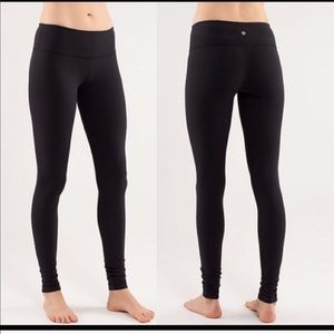 BRAND NEW lululemon black leggings